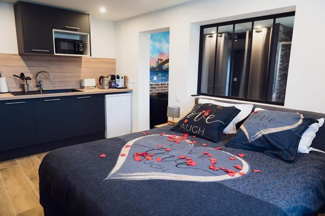 Crecy-la-Chapelle Charmante Residence De Tourisme Avec Jacuzzi מראה חיצוני תמונה